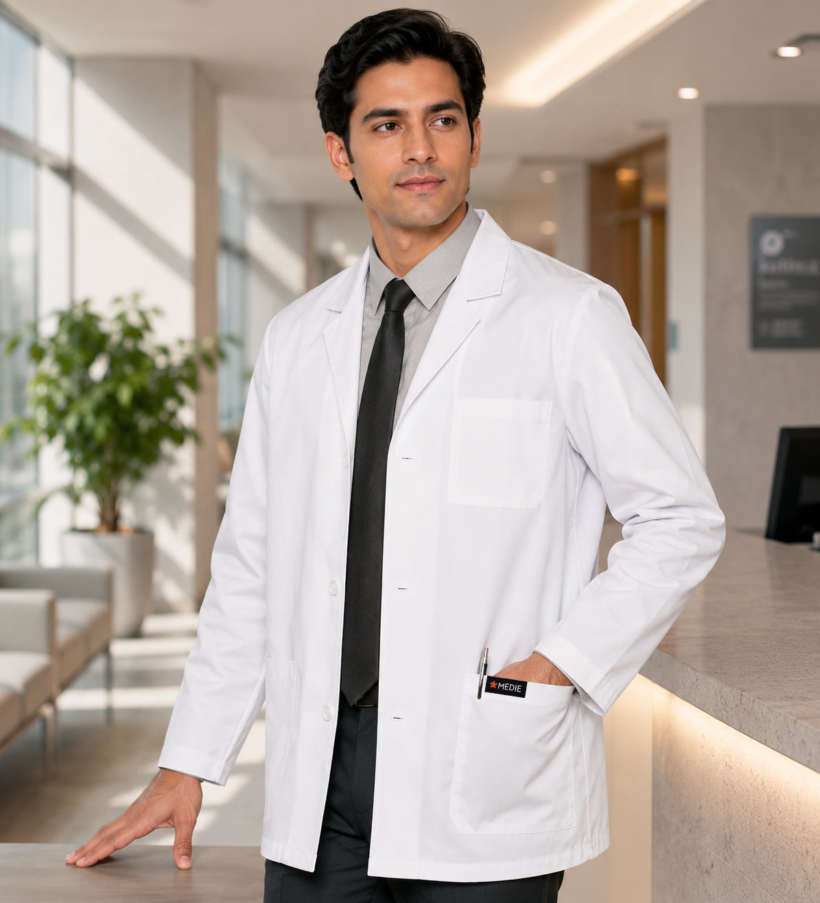 WhiteMark Ultra Short Lab Coats Full Sleeve